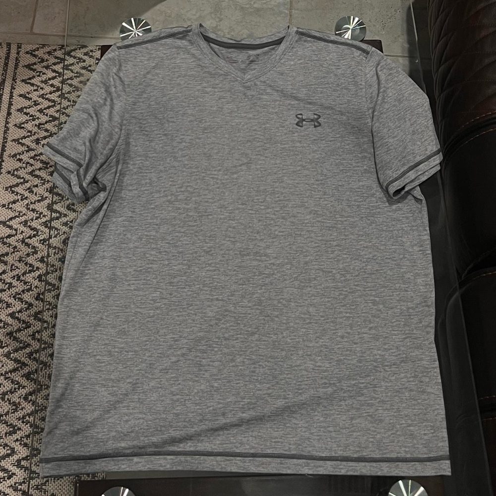 Under Armour Gray Breathable Loose Athletic Shirt